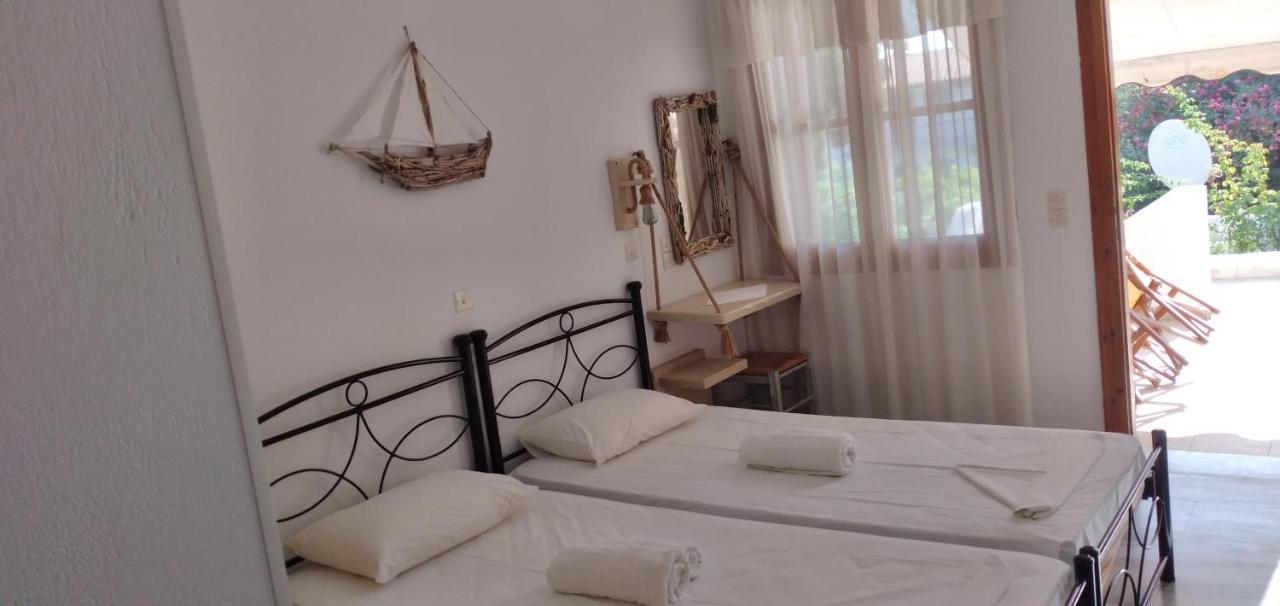 Kerveli Athina Studio Apartments المظهر الخارجي الصورة