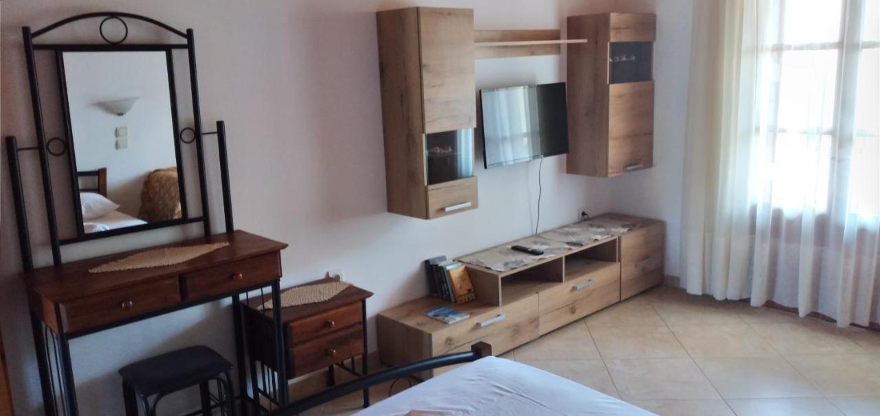 Kerveli Athina Studio Apartments المظهر الخارجي الصورة