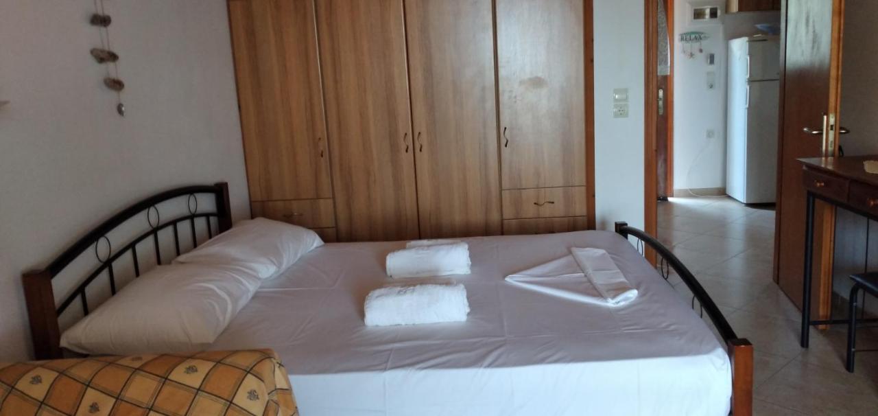 Kerveli Athina Studio Apartments المظهر الخارجي الصورة