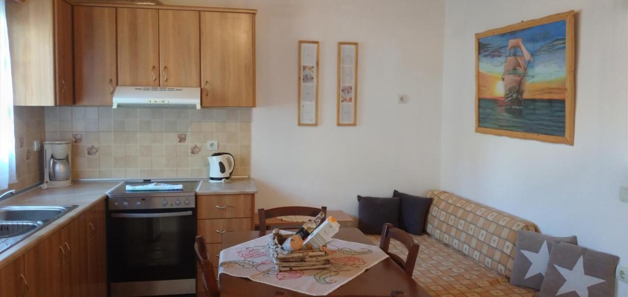Kerveli Athina Studio Apartments المظهر الخارجي الصورة