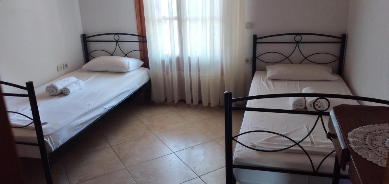 Kerveli Athina Studio Apartments المظهر الخارجي الصورة