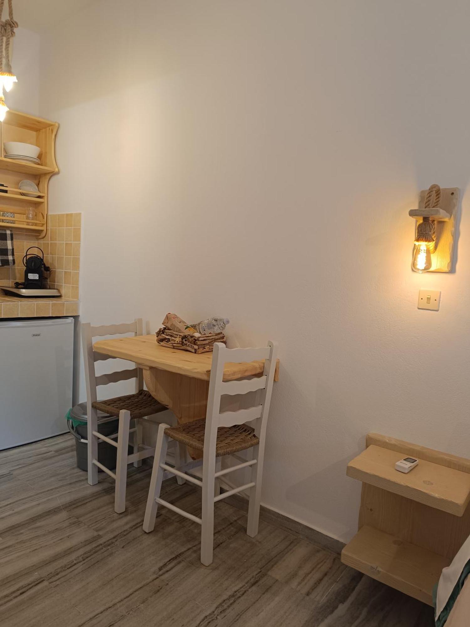 Kerveli Athina Studio Apartments الغرفة الصورة