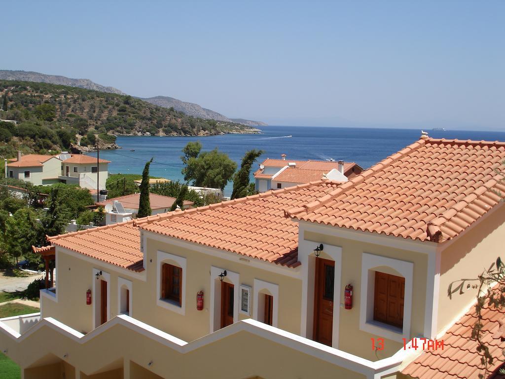 Kerveli Athina Studio Apartments المظهر الخارجي الصورة